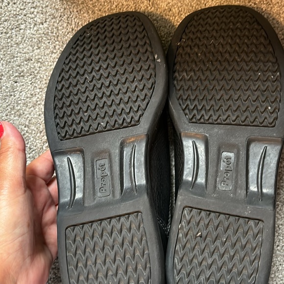 Propet leather black slip on size 12 medium - Picture 7 of 7